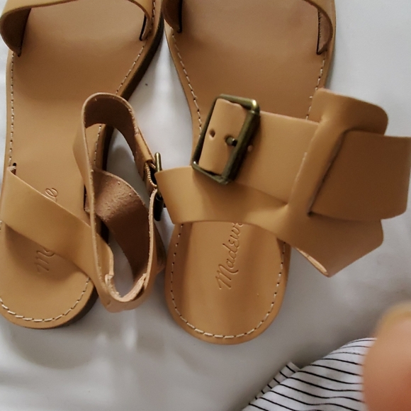 Shoes - Picture 3 of 8